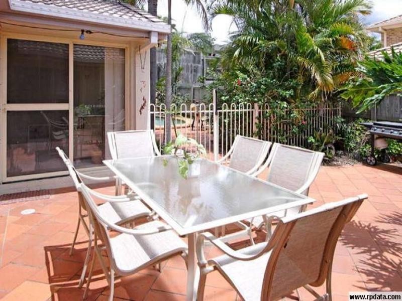 20 Camelot Cres, Middle Park QLD 4074