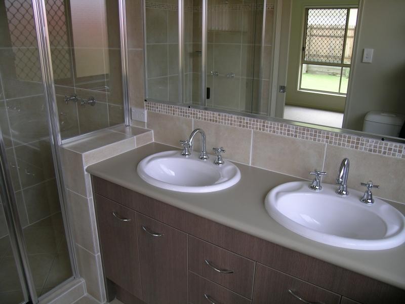 9 Chance Court, Springfield Lakes QLD 4300