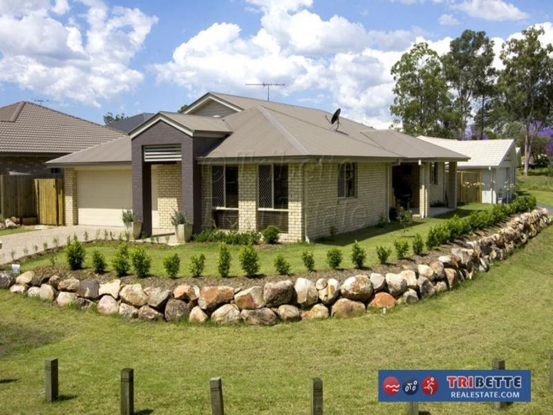 32 Brushwood Circuit, Forest Lake QLD 4078