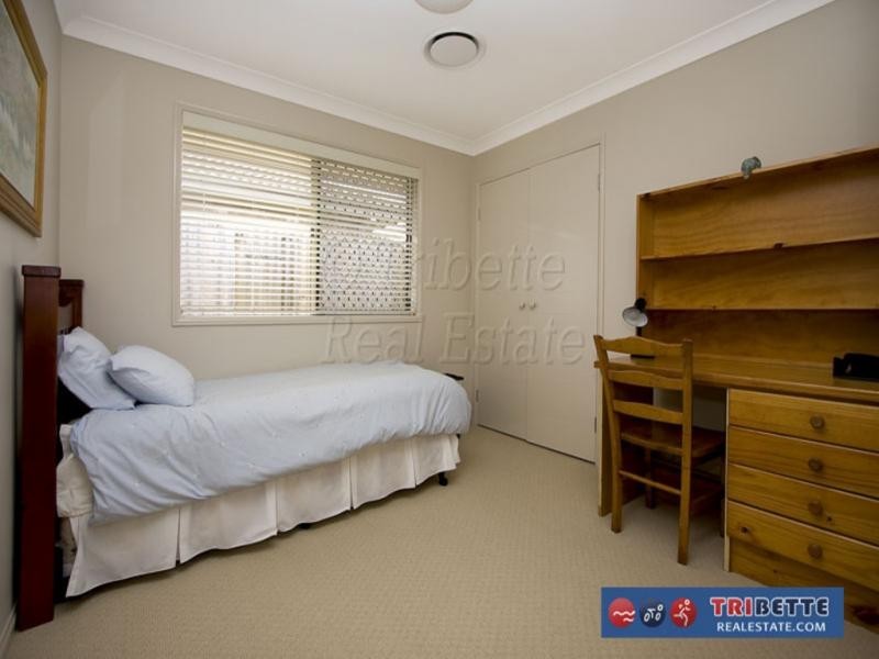 32 Brushwood Circuit, Forest Lake QLD 4078