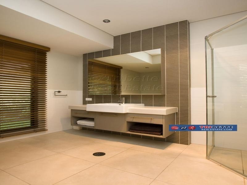 53 Hounslow Way, Seventeen Mile Rocks QLD 4073