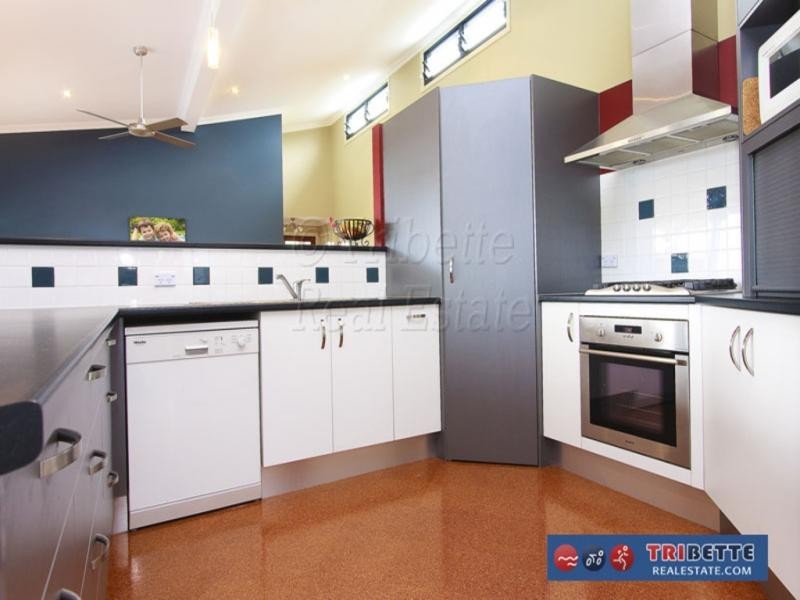 5 Pandorea Close, Seventeen Mile Rocks QLD 4073