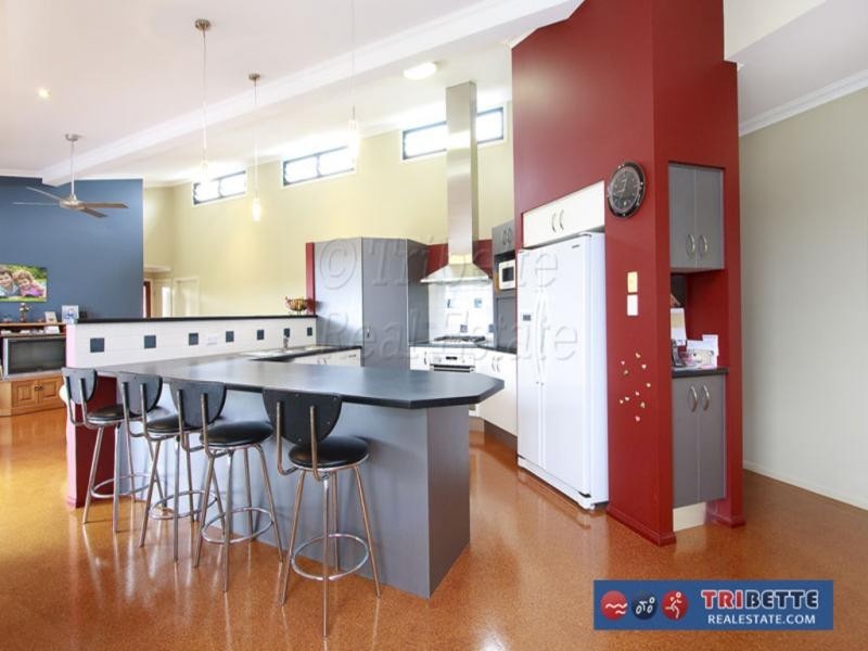 5 Pandorea Close, Seventeen Mile Rocks QLD 4073