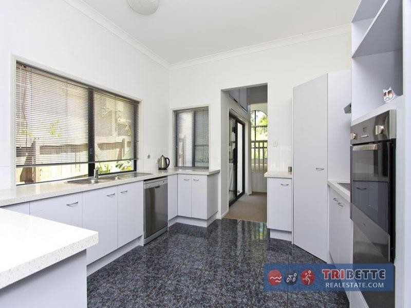 15 Wivenhoe Cct, Forest Lake QLD 4078