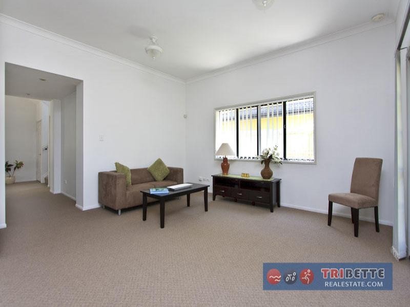 15 Wivenhoe Cct, Forest Lake QLD 4078