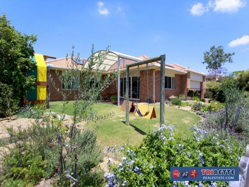 34 Barcoorah St, Westlake QLD 4074