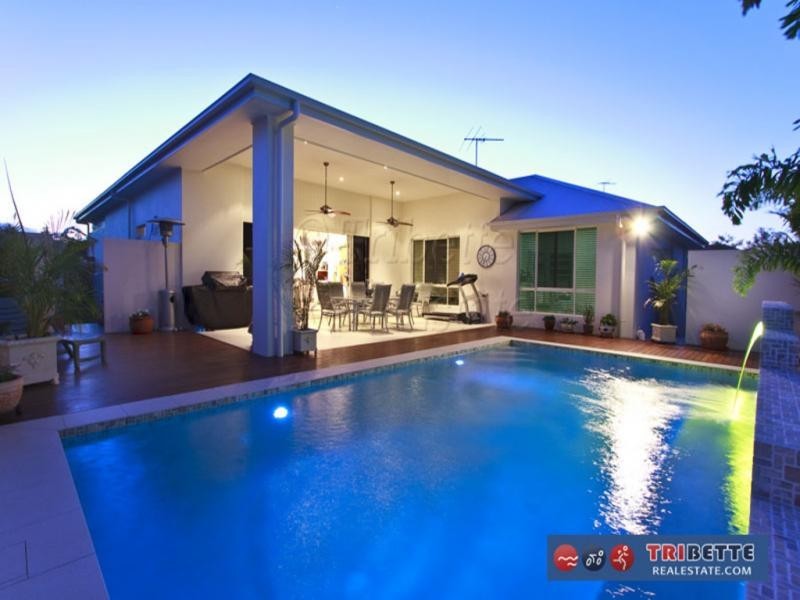 43 Barcoo Cres, Sinnamon Park QLD 4073