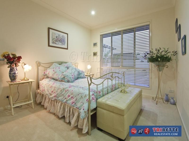 43 Barcoo Cres, Sinnamon Park QLD 4073