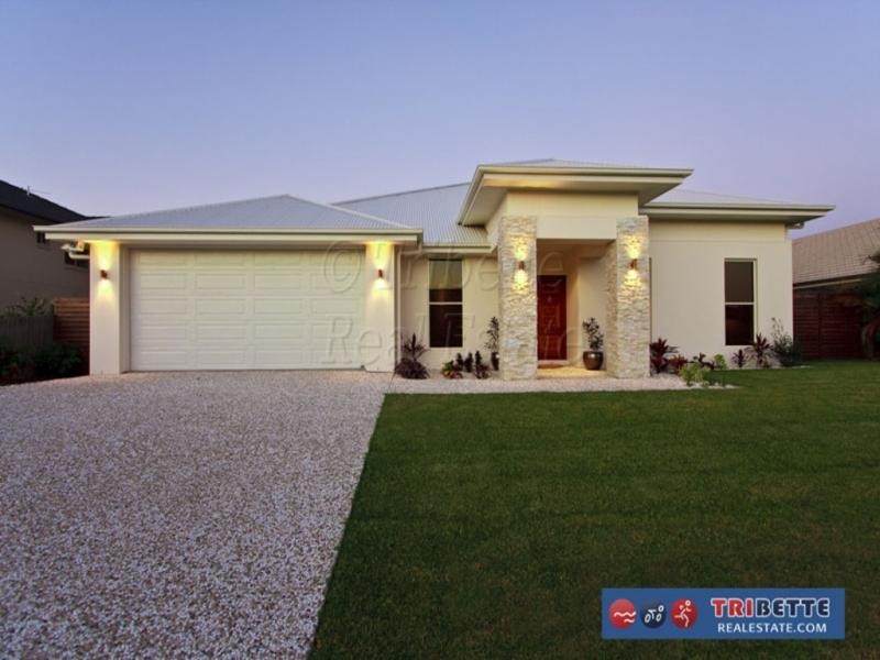 43 Barcoo Cres, Sinnamon Park QLD 4073
