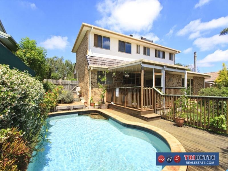 18 Peppertree St, Sinnamon Park QLD 4073