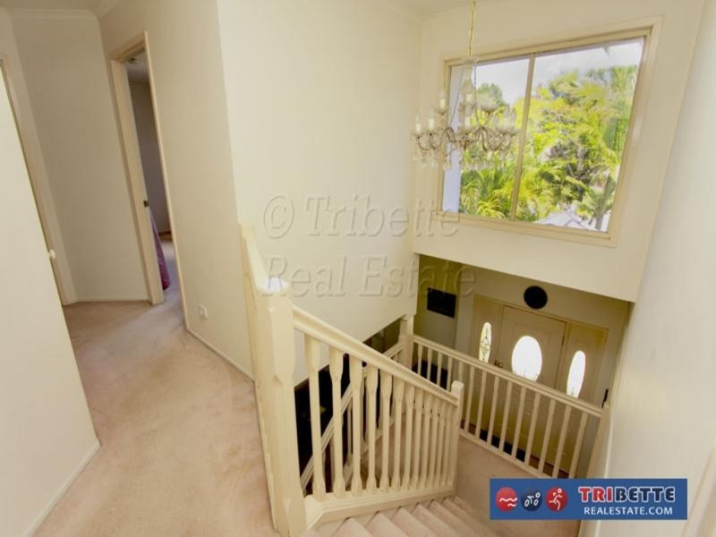 18 Peppertree St, Sinnamon Park QLD 4073