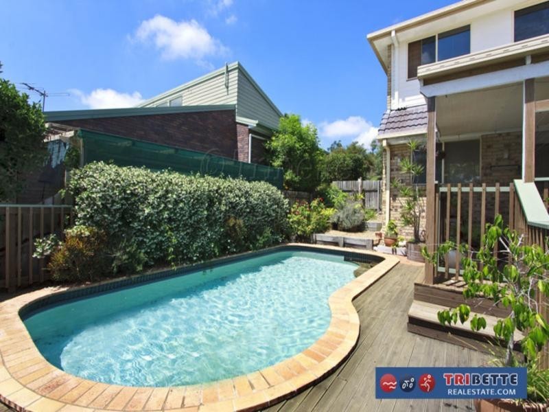 18 Peppertree St, Sinnamon Park QLD 4073