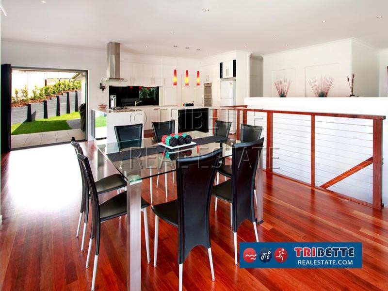 21 Alphitonia St, Seventeen Mile Rocks QLD 4073