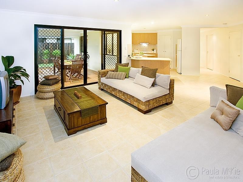 106 Lakeside Av, Springfield Lakes QLD 4300