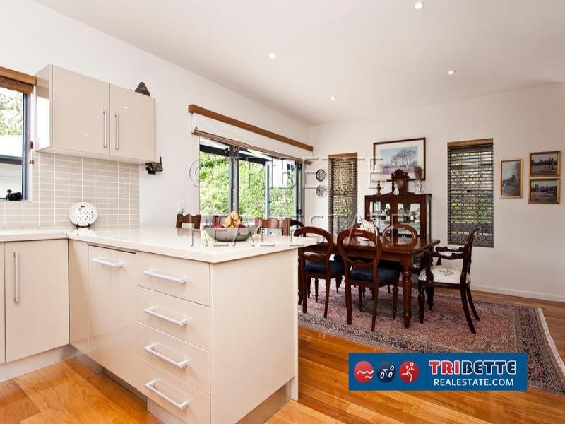 3/55 Armadale St, St Lucia QLD 4067