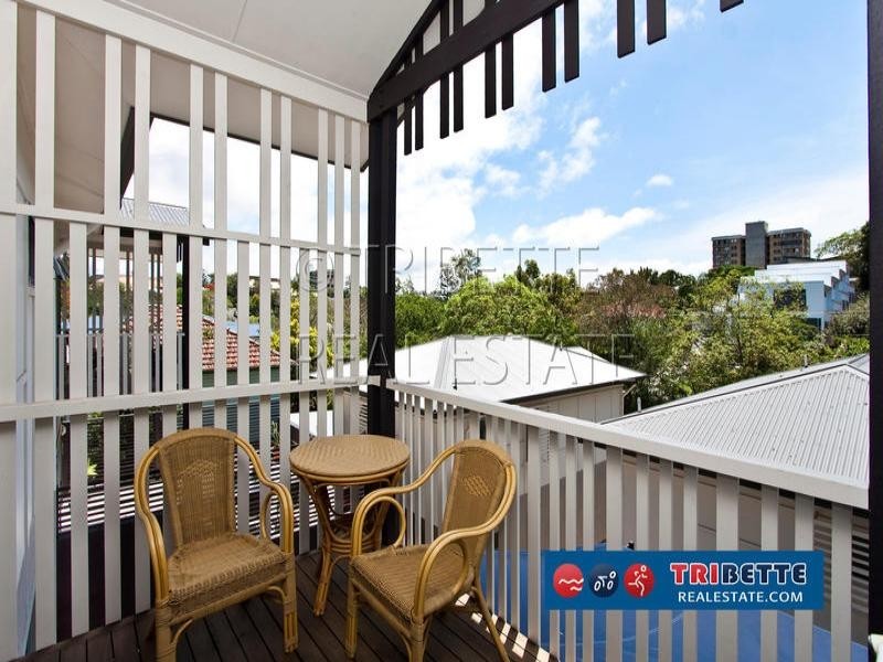 3/55 Armadale St, St Lucia QLD 4067