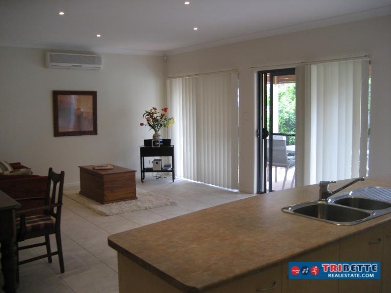 38 Furness Cr, Sinnamon Park QLD 4073