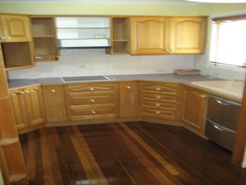 11 Pack St, Jamboree Heights QLD 4074