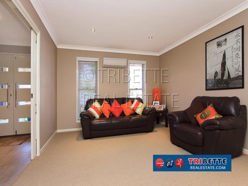 68 Flindersia Cres, Seventeen Mile Rocks QLD 4073