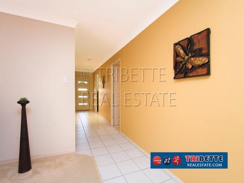 6 Snowy River Cct, Forest Lake QLD 4078