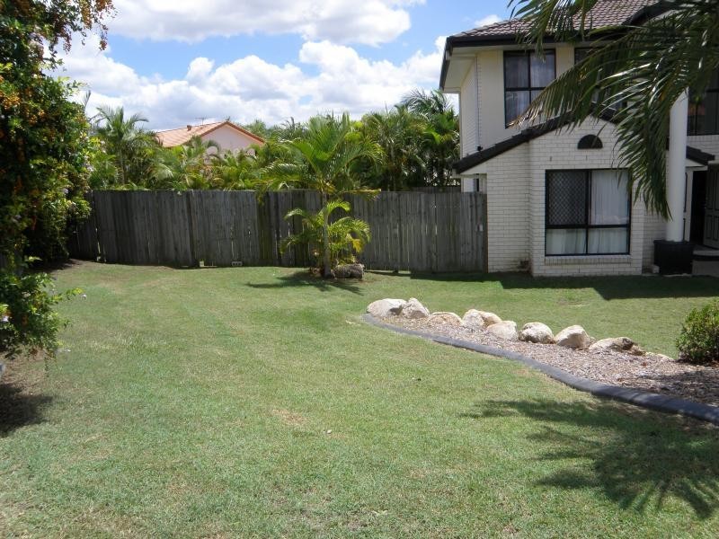 7 Cowal Place, Westlake QLD 4074