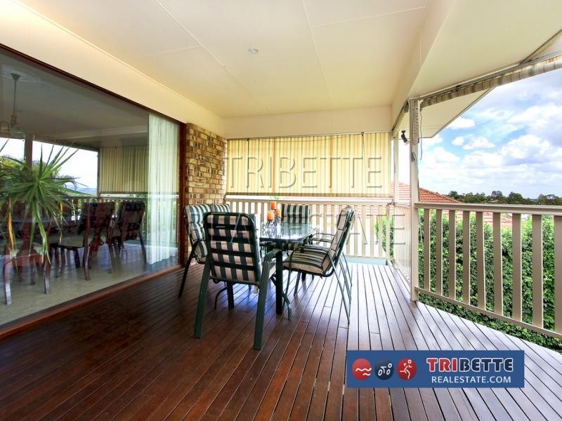 106 Glen Ross Road, Sinnamon Park QLD 4073