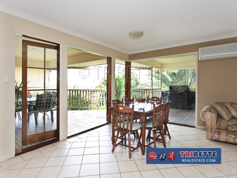 106 Glen Ross Road, Sinnamon Park QLD 4073