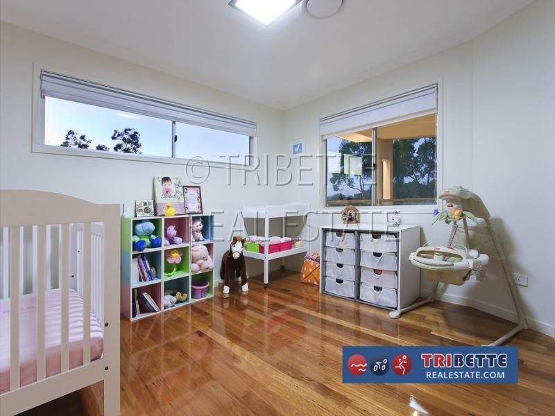 17 Casuarina Street, Seventeen Mile Rocks QLD 4073