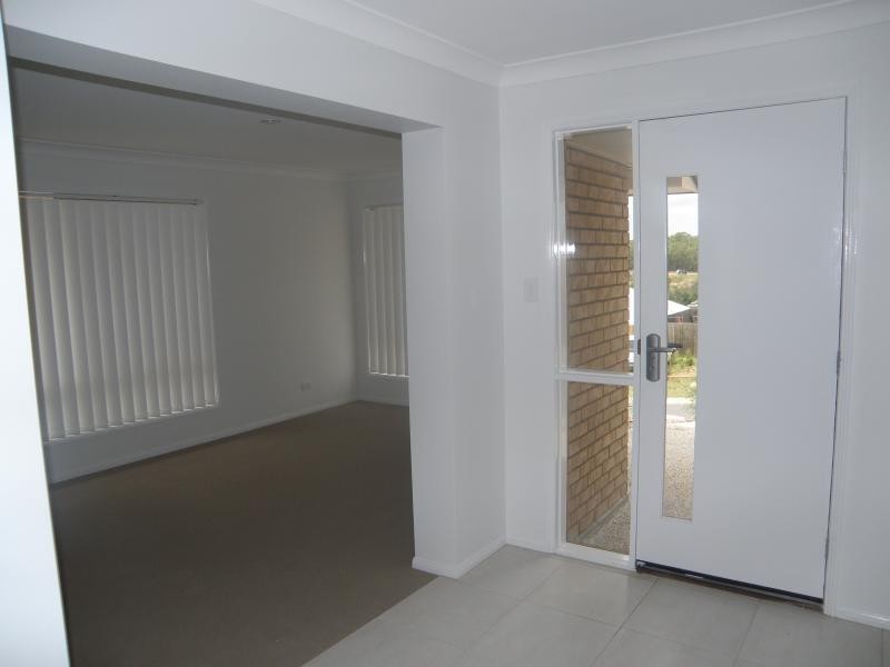 13 Clydesdale Place, Sumner QLD 4074