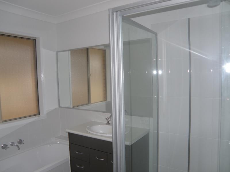 13 Clydesdale Place, Sumner QLD 4074