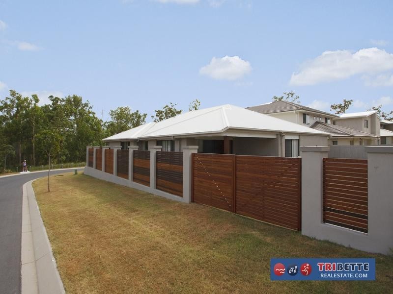 27 Christopher Place, Sinnamon Park QLD 4073