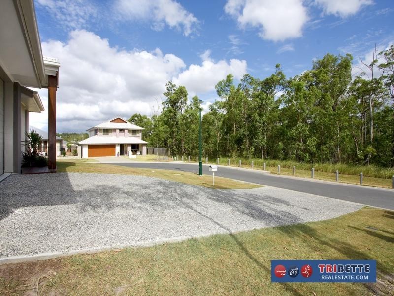 27 Christopher Place, Sinnamon Park QLD 4073