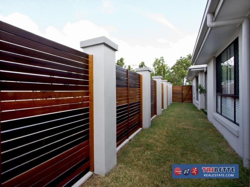 27 Christopher Place, Sinnamon Park QLD 4073