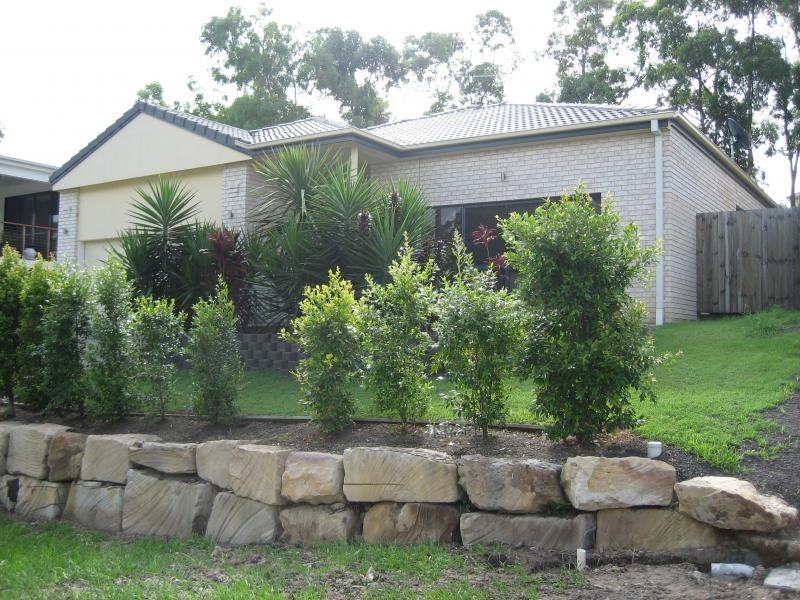 16 Jason Street, Sinnamon Park QLD 4073
