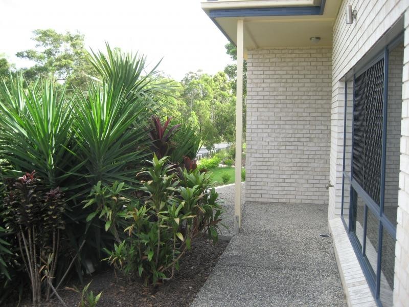 16 Jason Street, Sinnamon Park QLD 4073
