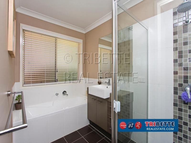 68 Flindersia Cres, Seventeen Mile Rocks QLD 4073