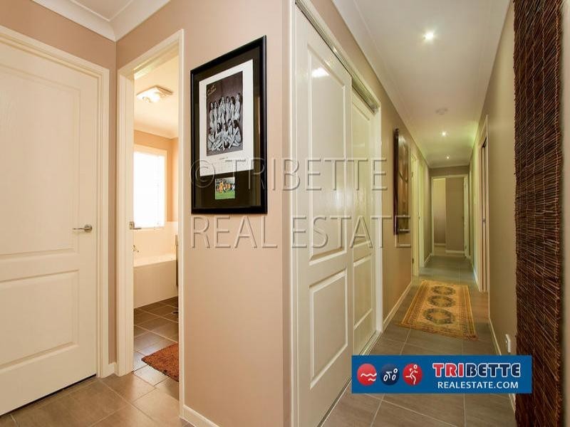 68 Flindersia Cres, Seventeen Mile Rocks QLD 4073