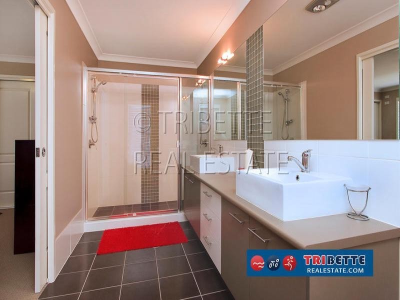 68 Flindersia Cres, Seventeen Mile Rocks QLD 4073