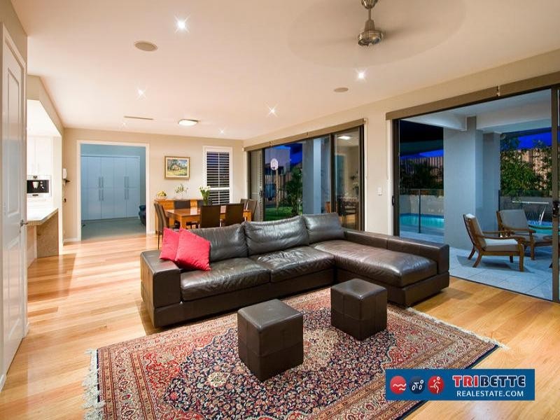 103 Burdekin Drive, Sinnamon Park QLD 4073