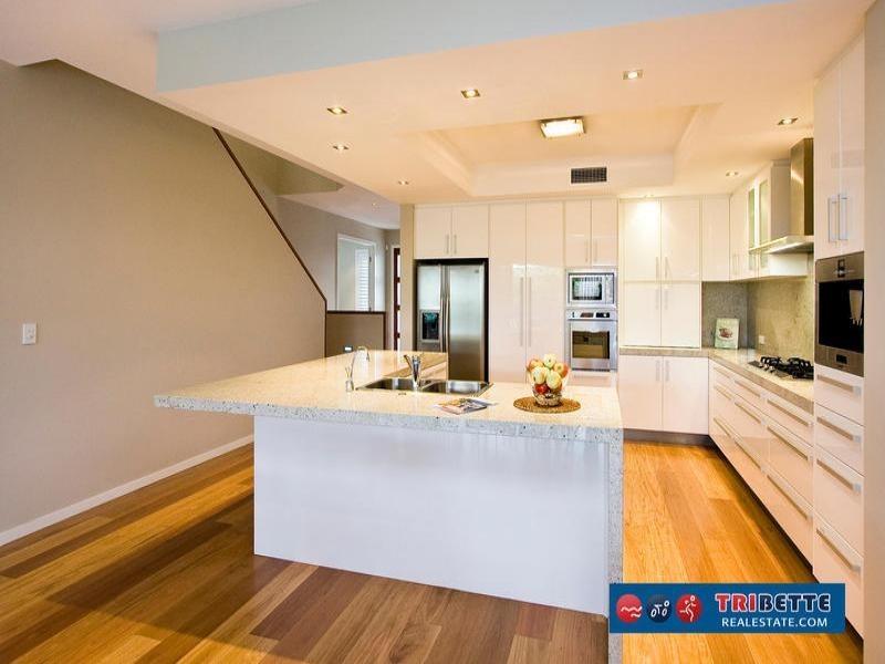 103 Burdekin Drive, Sinnamon Park QLD 4073