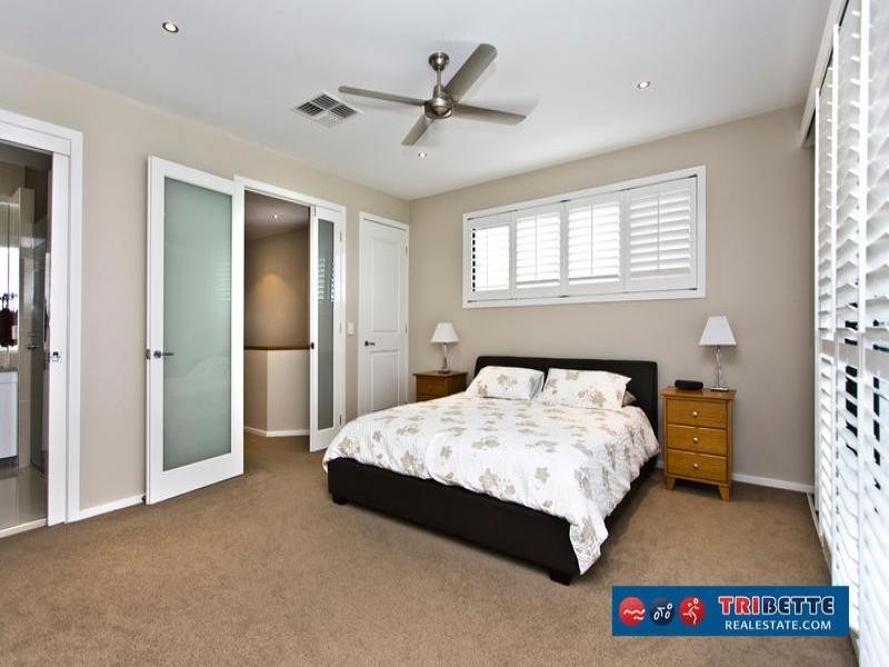 103 Burdekin Drive, Sinnamon Park QLD 4073