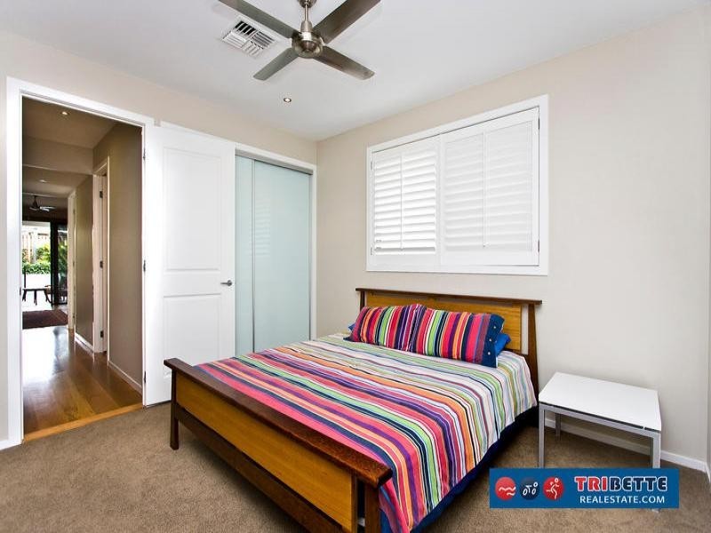 103 Burdekin Drive, Sinnamon Park QLD 4073