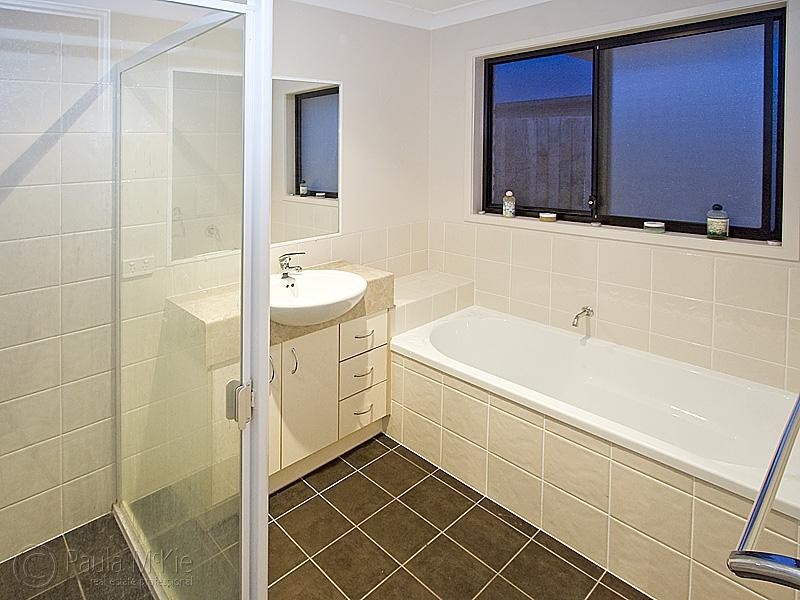 45 Elmwood Cct, Springfield Lakes QLD 4300
