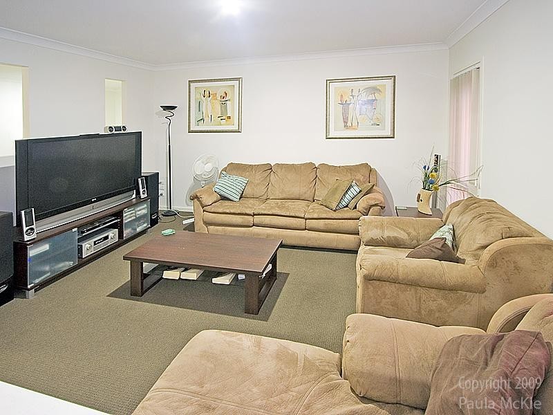 24 Riverside Cr, Springfield Lakes QLD 4300