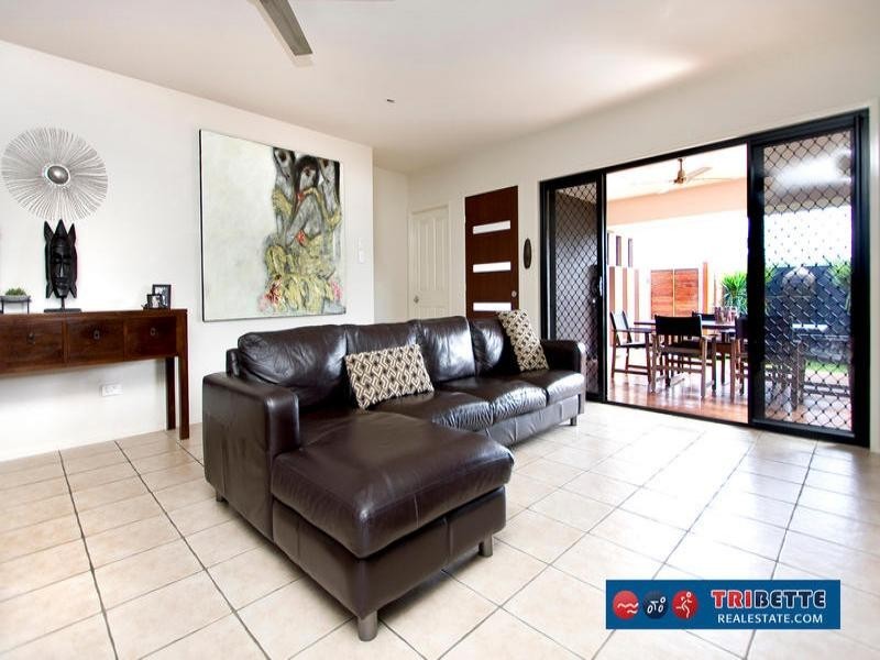 17 Backhousia Crescent, Sinnamon Park QLD 4073
