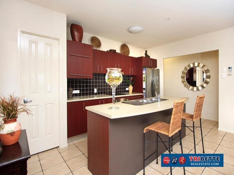17 Backhousia Crescent, Sinnamon Park QLD 4073