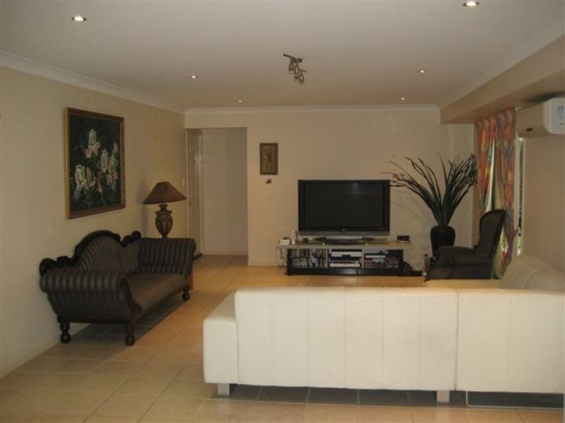 31 Burnside Crescent, Westlake QLD 4074