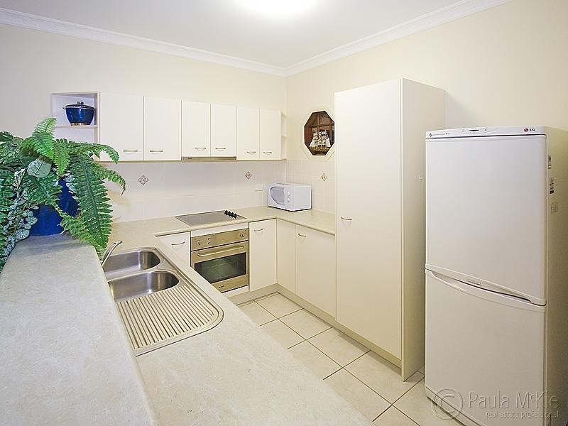 1 Trevi Place, Springfield Lakes QLD 4300