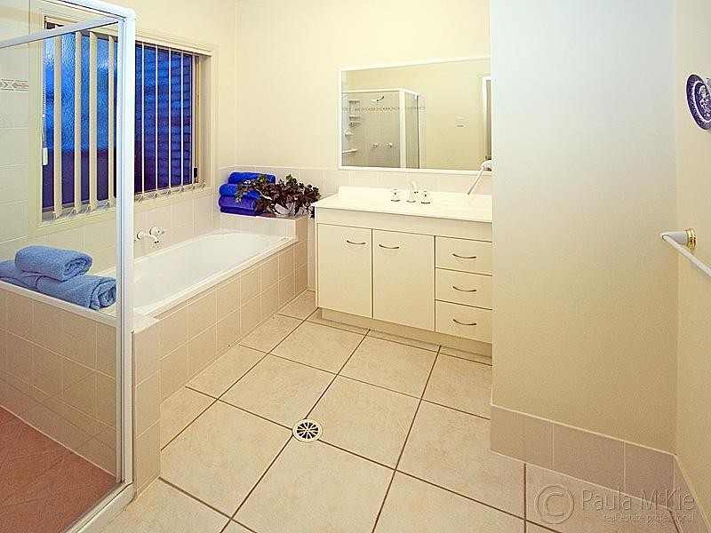 1 Trevi Place, Springfield Lakes QLD 4300