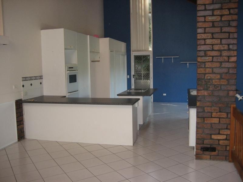 12 Wexford Street, Chapel Hill QLD 4069